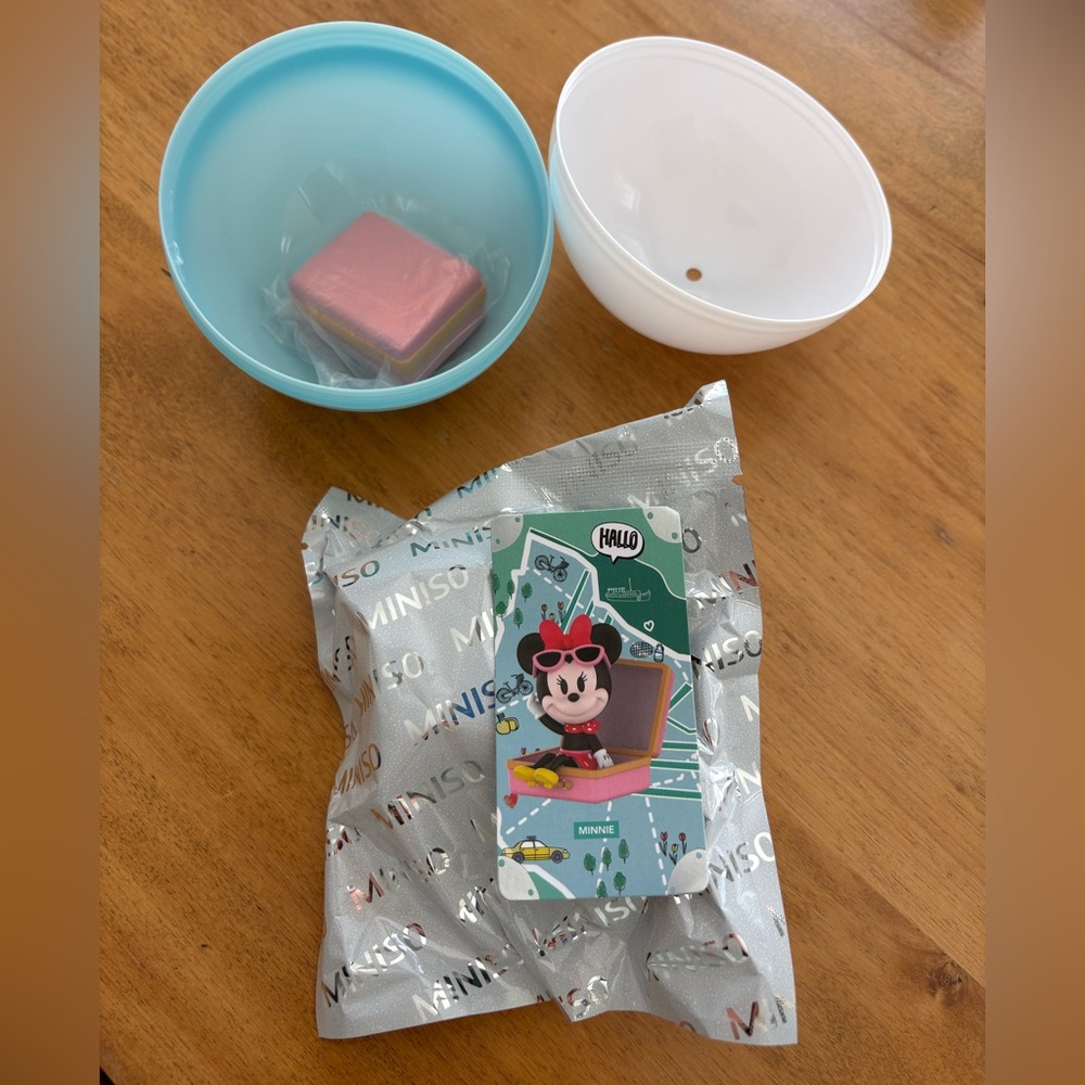 Minnie Mouse Disney Miniso Travel Series Surprise Toy